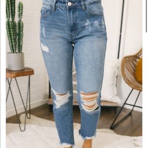 Brand New “Girlfriend” distressed jeans